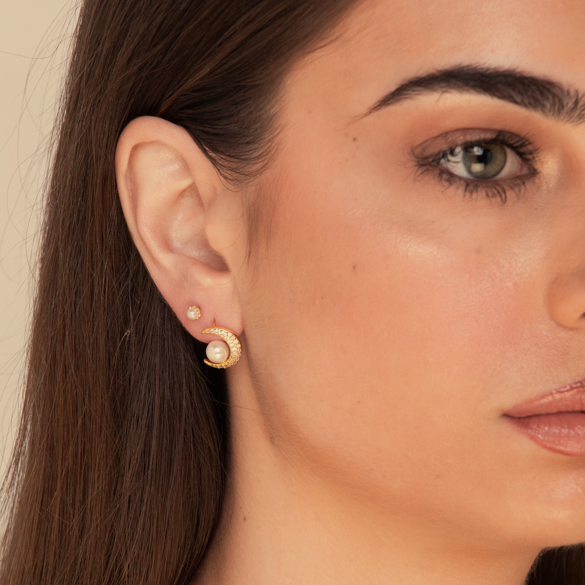 Moon Pearl Stud Earrings Gold