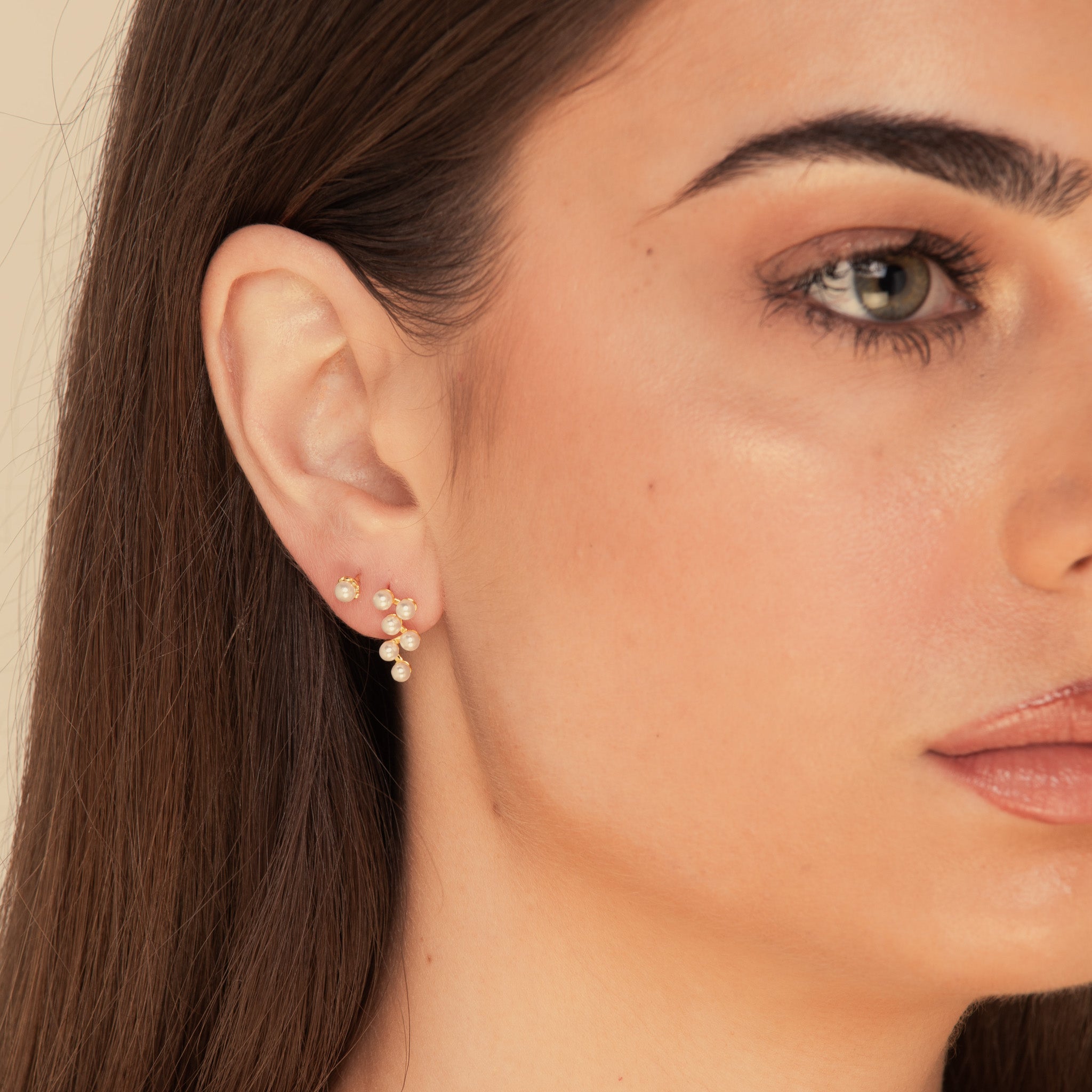 Pearl Grape Stud Earrings Gold