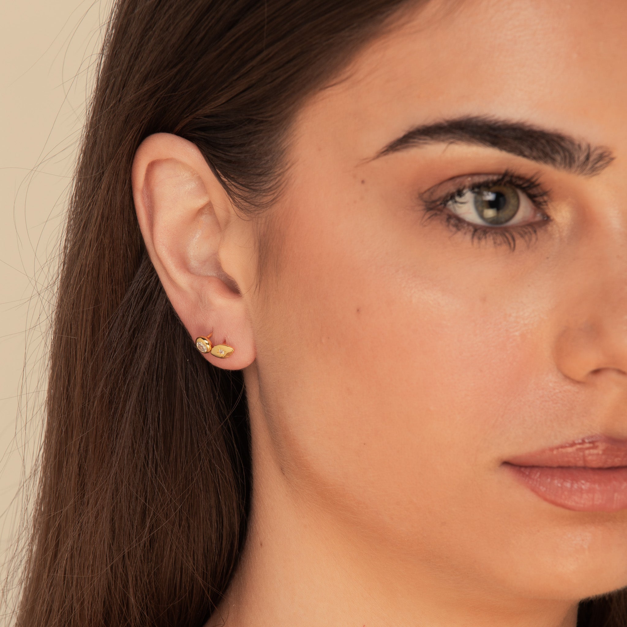 Bezel Barbell Cartilage Earrings Gold