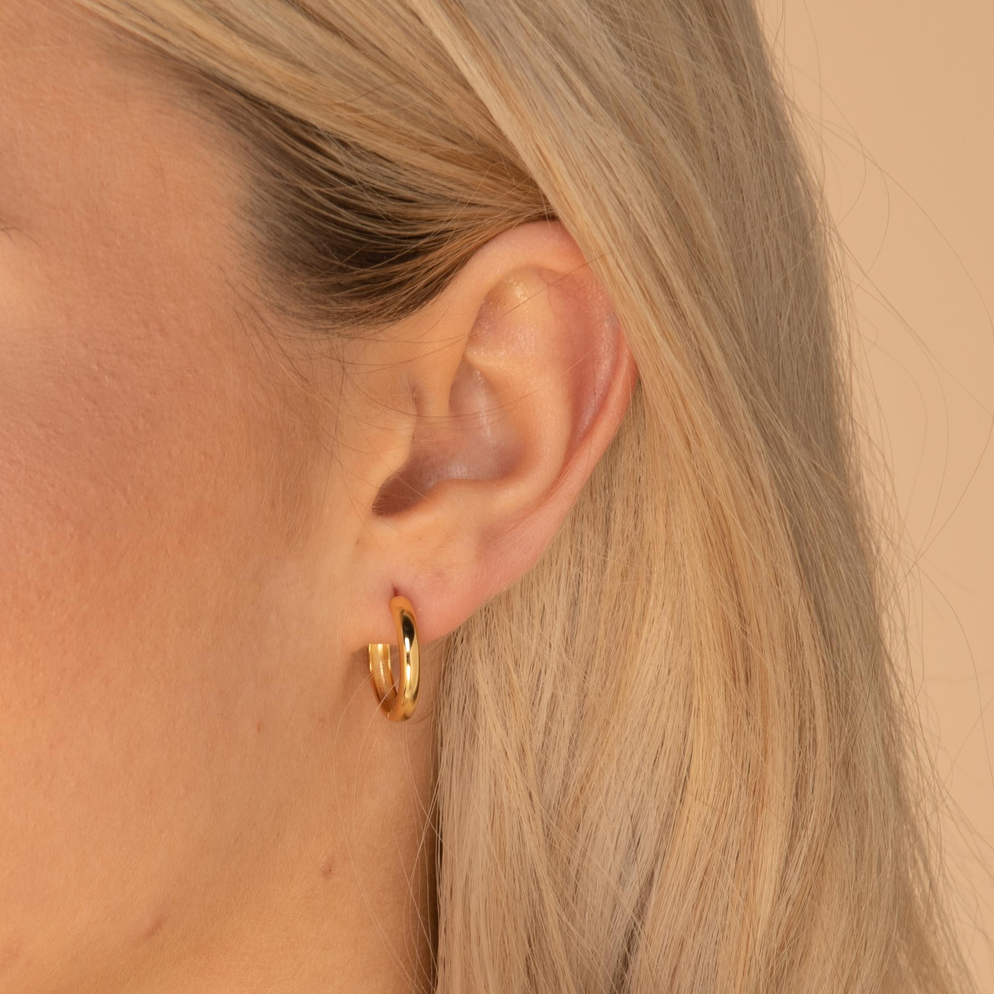 Large Classic Huggie Earrings Gold