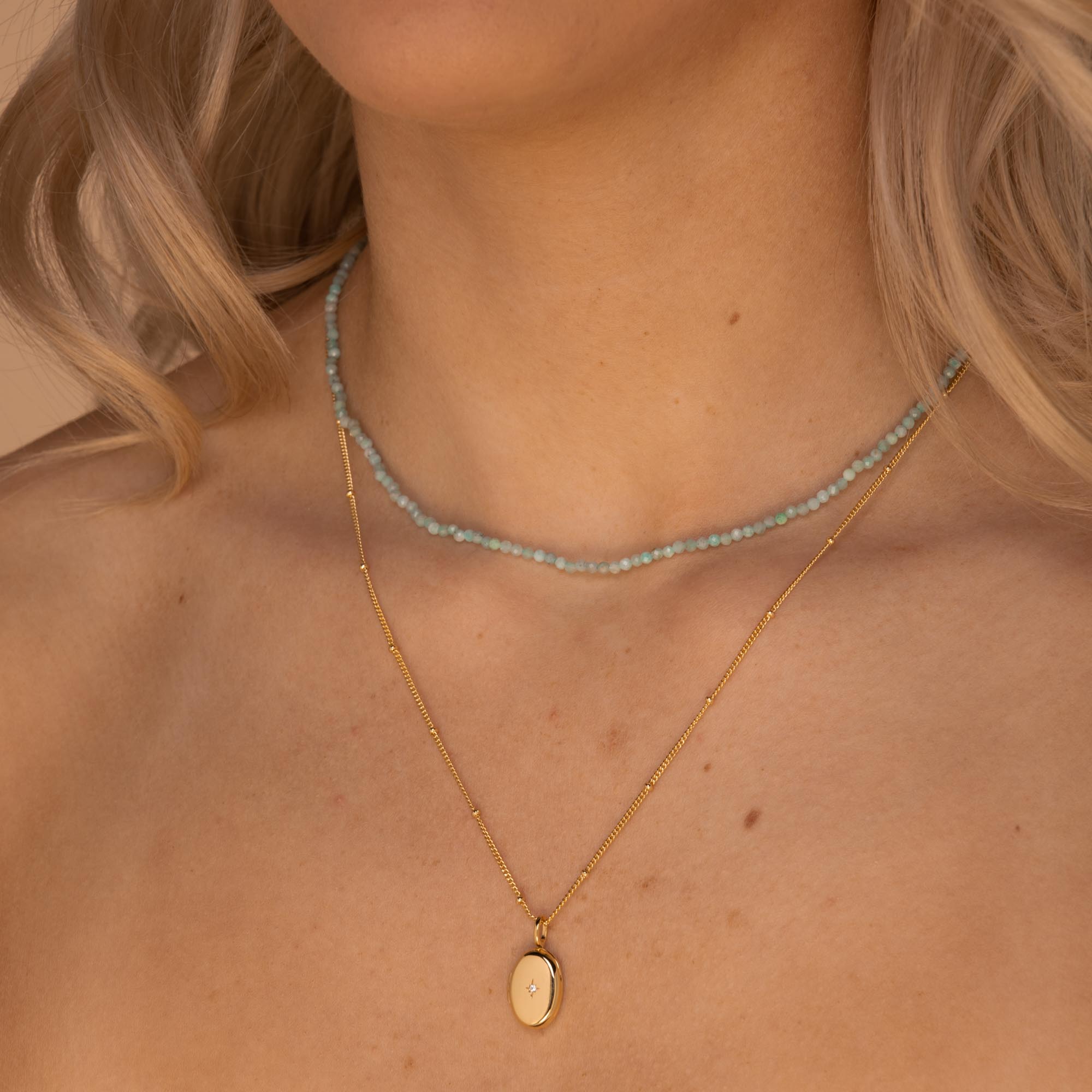 North Star Oval Locket Necklace Gold