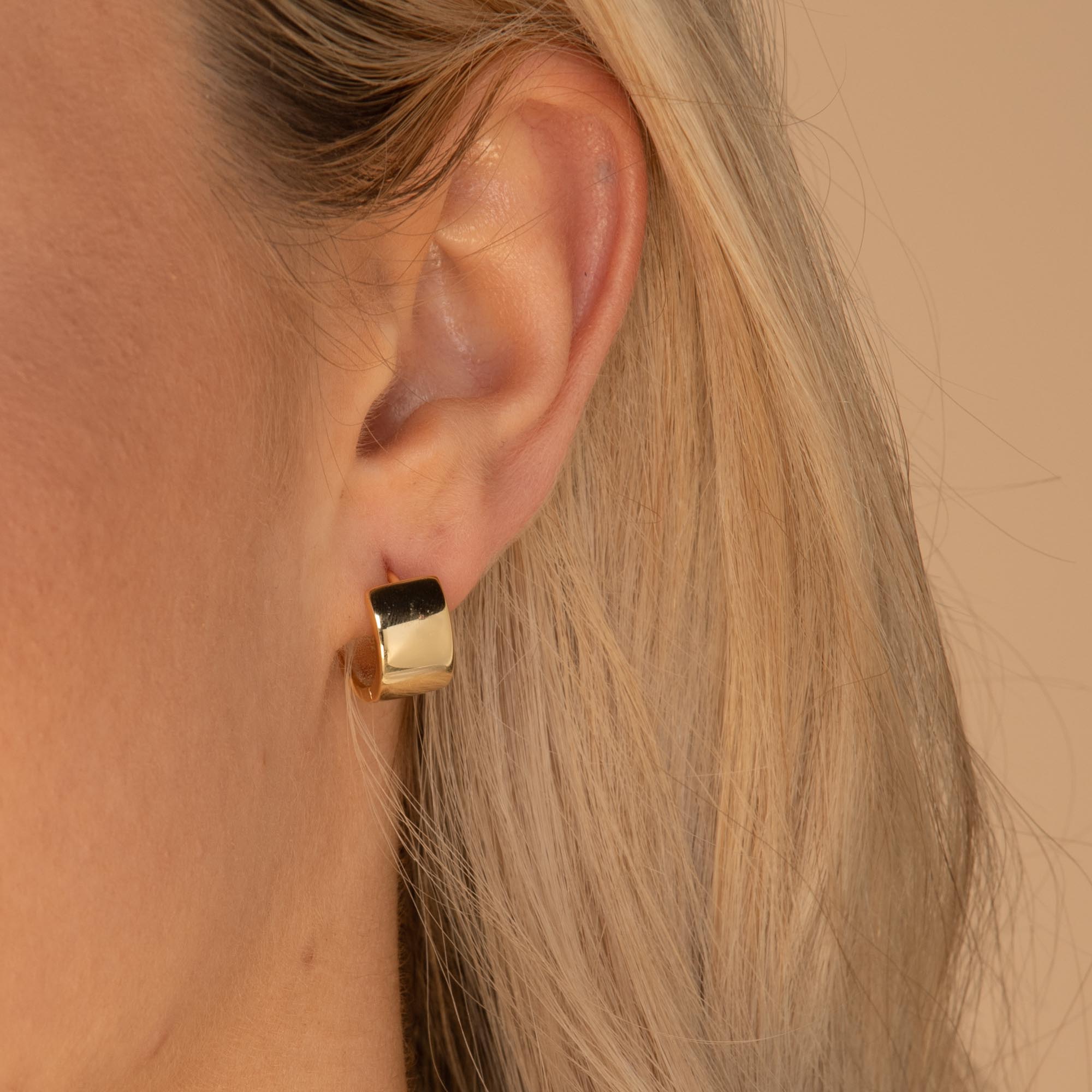 Chunky Huggie Earrings Gold