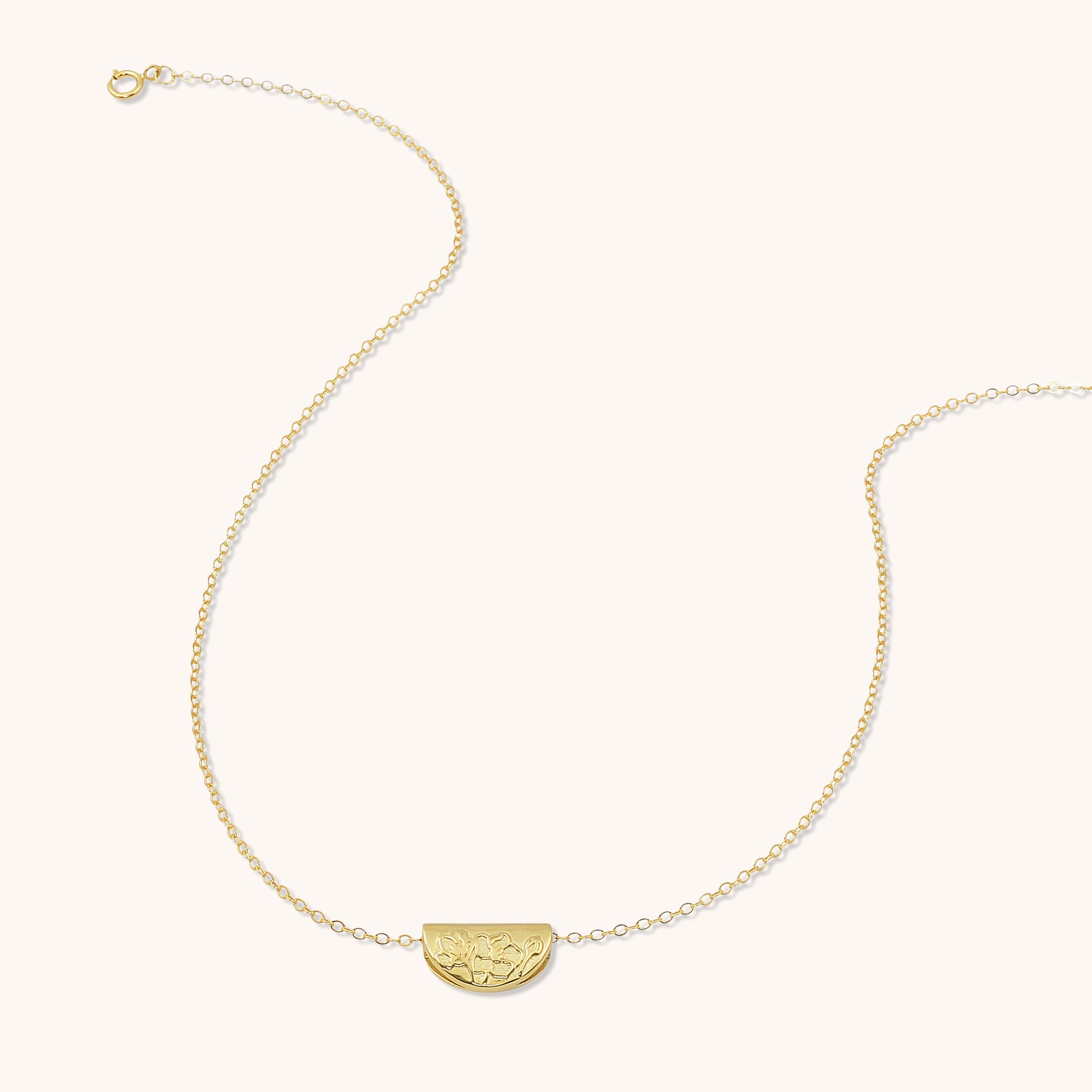 Birth Flower Necklace May (Hawthorn) Gold