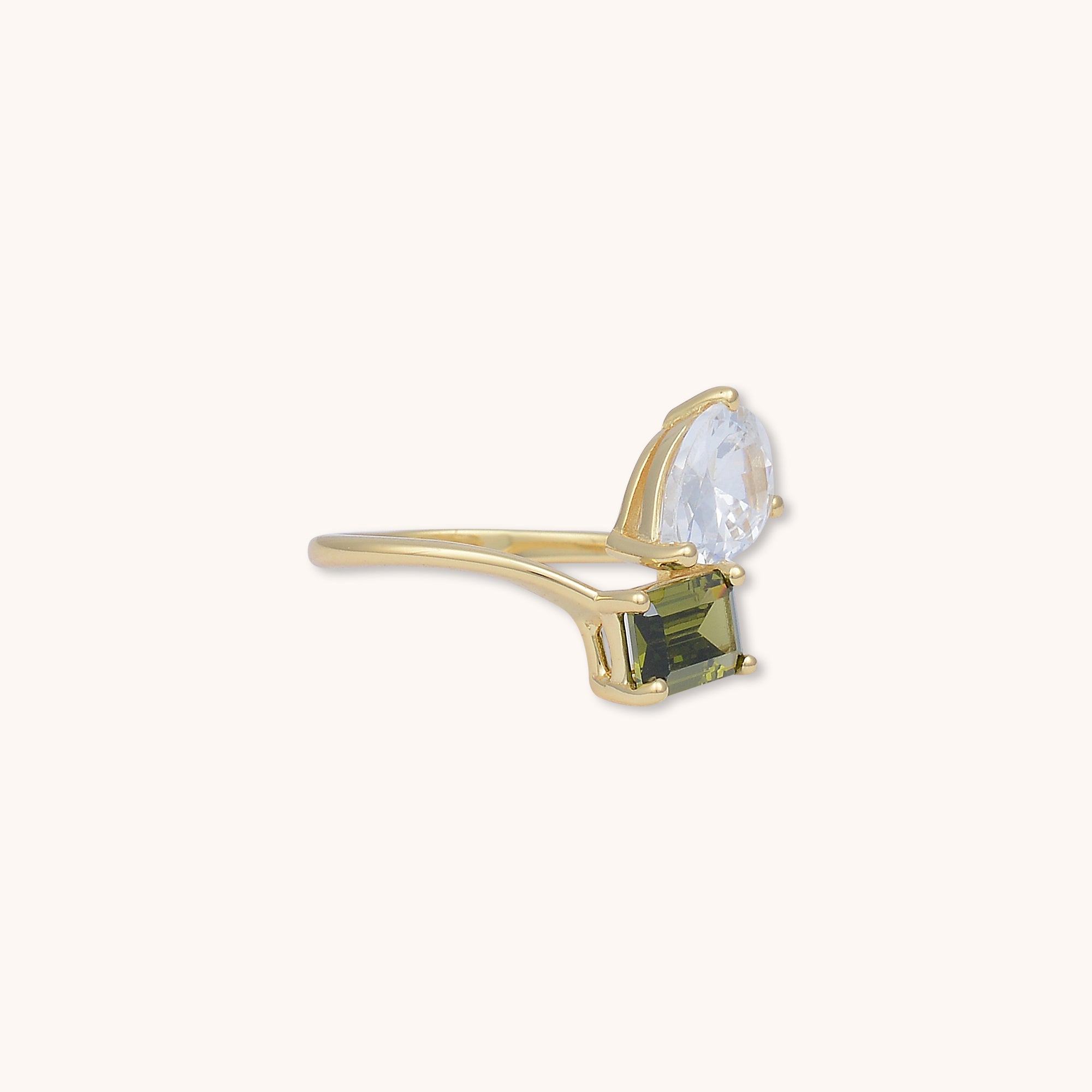 Pear Emerald Ring Gold