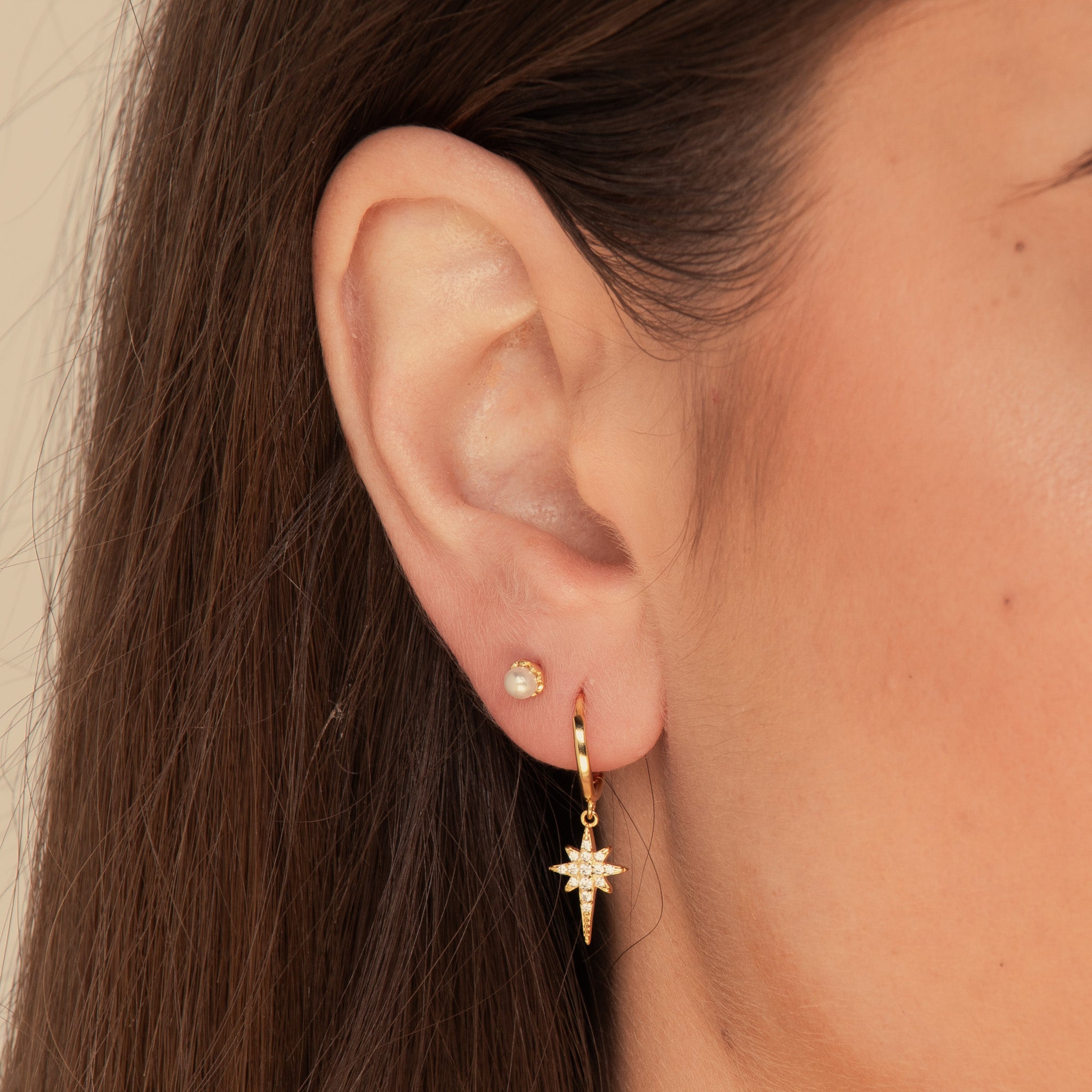 Starlight Sapphire Huggie Earrings Gold